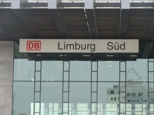 Der Bahnhof Limburg-Süd. Von hier führ bis Vormittags am 28.11.2016 kein Zug.