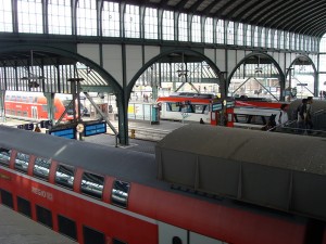 Der Hauptbahnhof in Darmstadt. Werden unter diesem Dach in einigen Jahren oftmals täglich ICE halten?